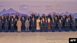 Lãnh đạo các nước dự hội nghị thượng đỉnh Biến đổi Khí hậu COP27 tại Charm el-Cheikh, Ai Cập (ảnh chụp ngày 7/11/2022)