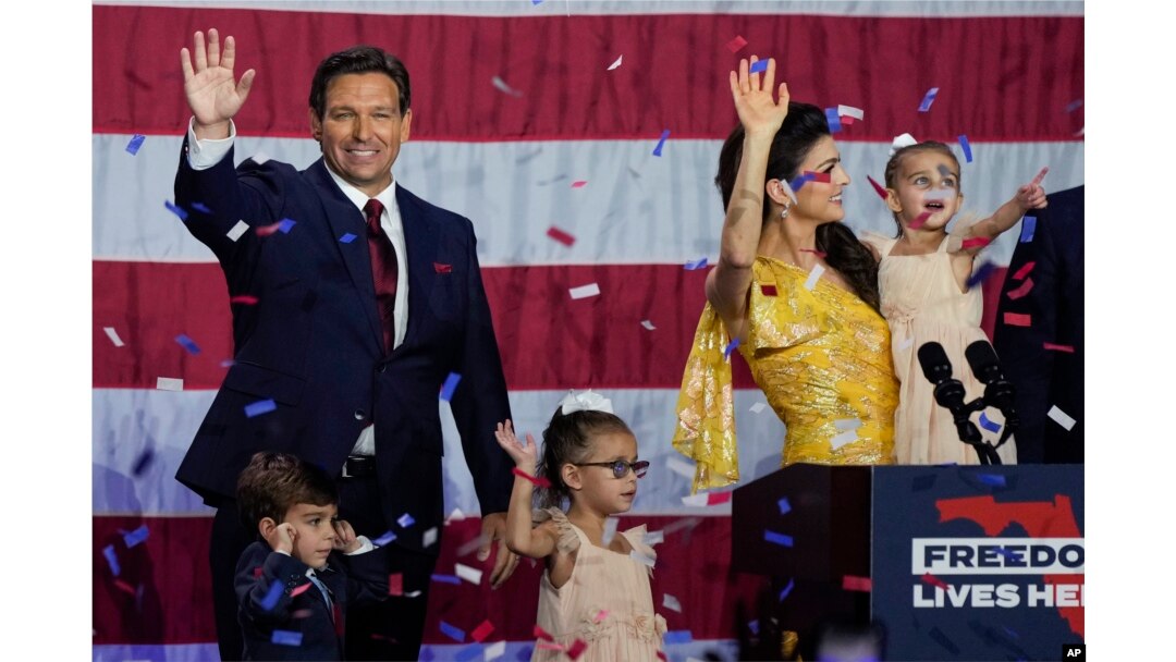 Guverner Floride Ron DeSantis nakon pobjede na izborima za guvernera, 8. novembra 2022.