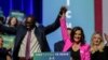 La gobernadora demócrata de Michigan, Gretchen Whitmer celebra su victoria en Detroit, Michigan. 