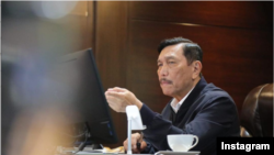 Meteri Koordinator Bidang Kemaritiman dan Investasi Luhut Binsar Pandjaitan. Baru-baru ini Luhut melontarkan pernyataan bahwa operasi tangkap tangan KPK dapat memperburuk citra Indonesia. (Foto: Instagram/luhut.pandjaitan)