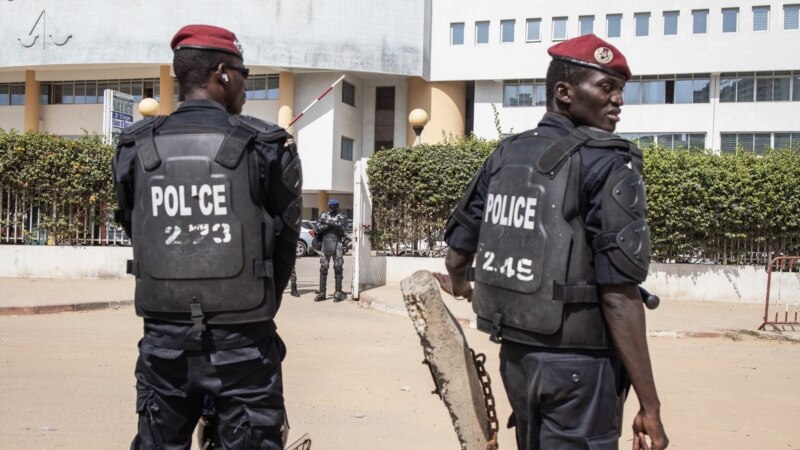 Condamnation de trois proches de l'opposant sénégalais Ousmane Sonko