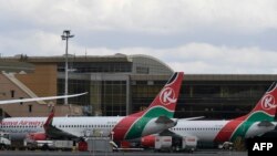 Un tribunal de Nairobi a ordonné mardi aux pilotes de Kenya Airways de mettre fin à leur grève lancée samedi.