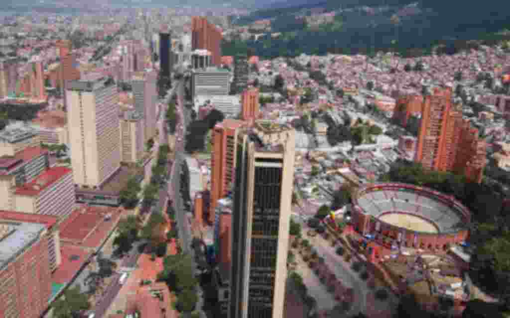 En Bogotá, un buen almuerzo "ejecutivo" puede costar cinco dólares.