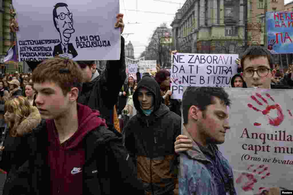 Protest u Beogradu (REUTERS/Marko Djurica)