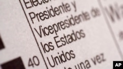 Se ven instrucciones en español en parte de una boleta electoral enviada por correo en Nueva York el miércoles 30 de octubre de 2024. [Foto:Archivo/AP]