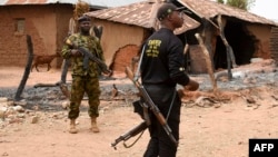 Le nord-ouest et le centre du Nigeria sont le théâtre de violences de gangs armés, les "bandits", qui attaquent les villages.