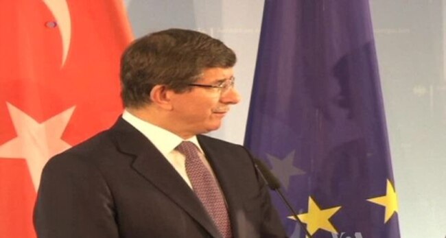 International Community Urges Force in Response to Alleged Syrian Chemical Weapons