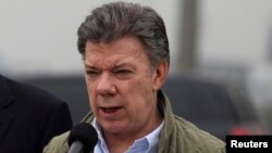 El presidente de Colombia, Juan Manuel Santos, asegura que solo faltan dos puntos de fondo en la negociación con las guerrillas de las FARC.
