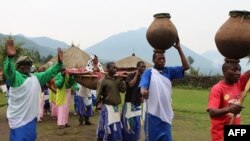 Bato bayike na parc Kinigi, Rwanda, 3 septembre 2914.