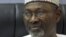 Shugaban Hukumar zabe mai zaman kanta a Najeriya, (INEC) Attahiru Jega yana nuna jadawalin zaben shekara ta 2011 (File Photo).
