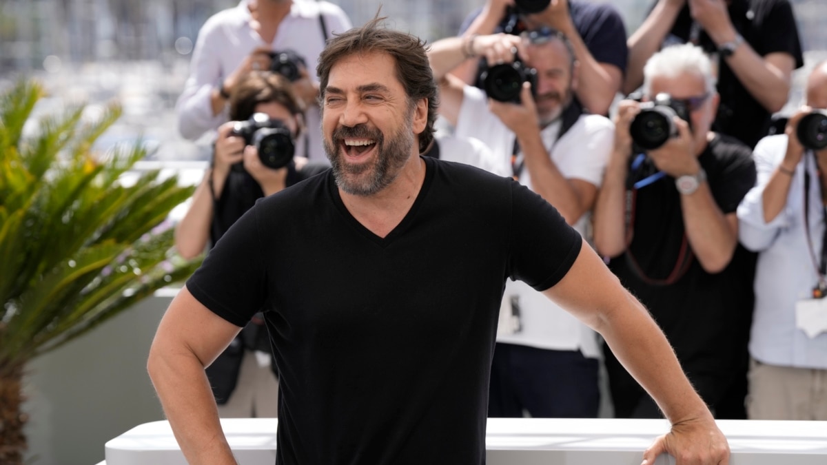 Javier Bardem Bernyanyi dan Menari dalam FIlm ‘Lyle, Lyle, Crocodile’