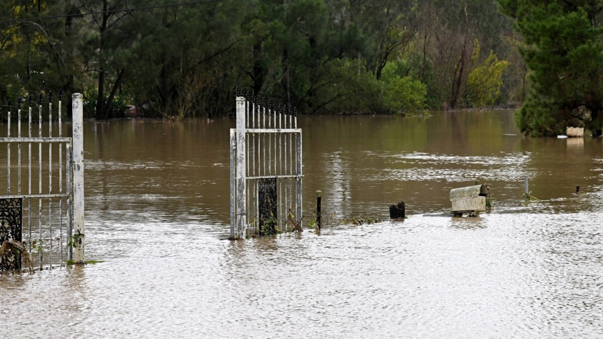 Sydney Set to Break Rainfall Record as Australia Braces for More Floods - Vimarsana News