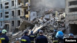 Một tòa chung cư bị tên lửa Nga đánh trúng ở Zaporizhzhia, Ukraine, 9/10/2022.