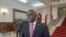 Téte António, ministro das Relações Exteriores de Angola, à saída do encontro com o Presidente são-tomense, São Tomé, 4 Outubro 2022