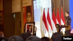 Presiden Jokowi mendorong Badan Perlindungan Pekerja Migran Indonesia terus bekerja keras mencatat seluruh PMI di luar negeri. (Twitter/@Jokowi)