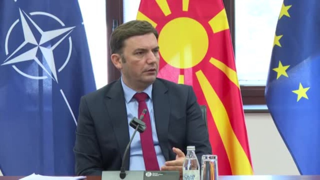 Противењето на промена на уставот значи поддршка на најрадикалните структури во Бугарија, рече Османи