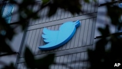 A sign is pictured outside the Twitter headquarters in San Francisco, Wednesday, Oct. 26, 2022. (AP Photo/Godofredo A. Vásquez)