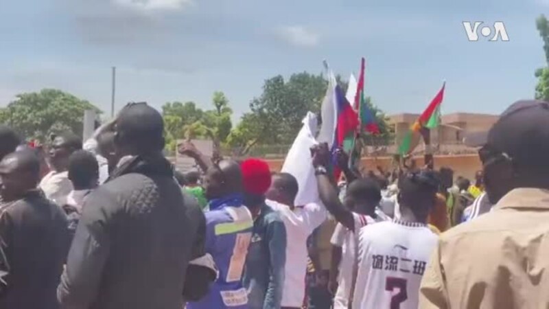 Tirs à Ouagadougou, le Burkina Faso sous tension