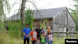 La familia Walizada escapó de Afganistán y se instaló en Nueva Hampshire, Estados Unidos. 