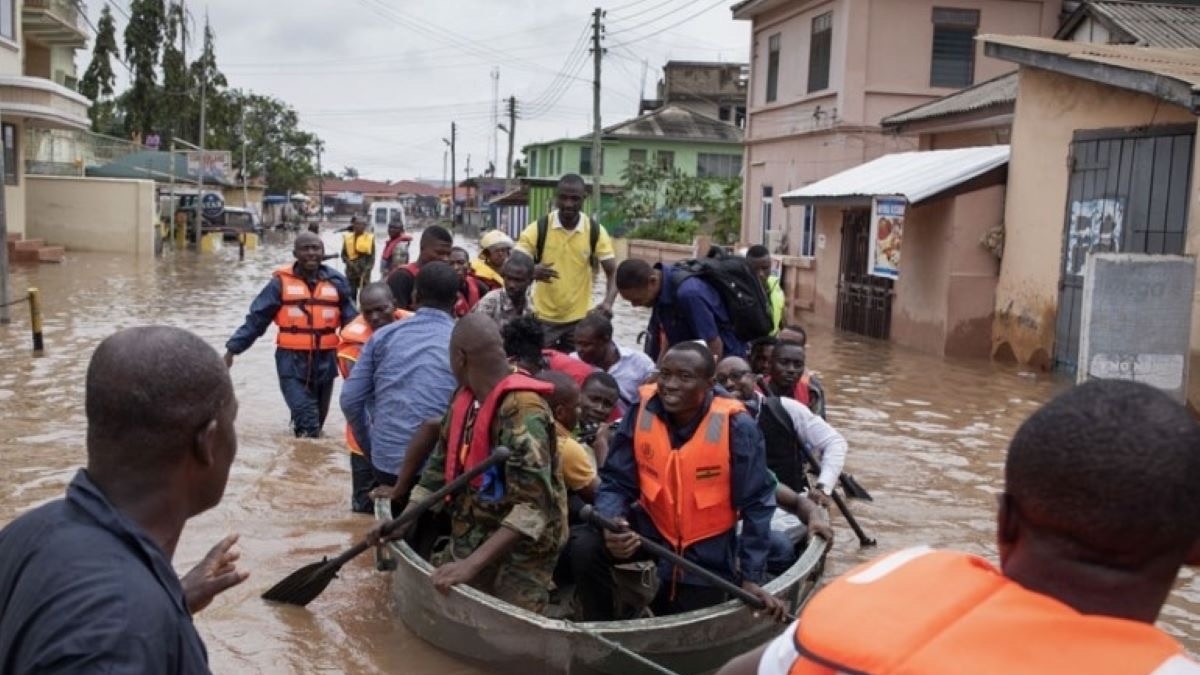 An Rufe Makarantu, Asibitoci A Ghana Sakamakon Mummunar Ambaliyar Ruwa