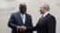 Président ya Russie Vladimir Putin ayambi président ya RDC (Ekolo Congo démocratique) Félix Antoine Tshilombo Tshisekedi, na bokutani ya Russie-Afrika na Sochi, 23 octobre 2019. Mikhail Metzel / SPUTNIK / AFP