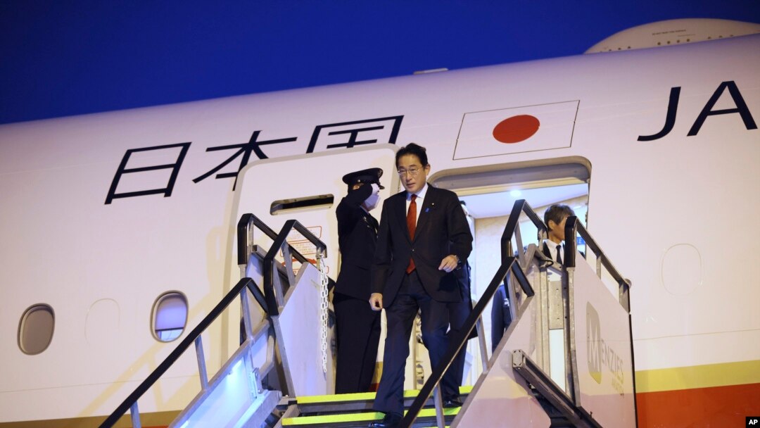 日本首相岸田文雄2022年10月21日抵達珀斯，開始對澳大利亞進行為期三天的訪問。（美聯社照片）