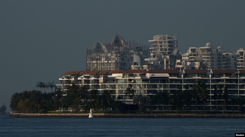 新加坡圣淘沙湾的豪华海景公寓楼 （2020年3月9日）(photo:VOA)