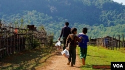 မြန်မာစစ်ဘေးရှောင် ကလေးငယ်များ - IDP Children။ ဓါတ်ပုံ - မိုင်ညီဝင်းမောင်