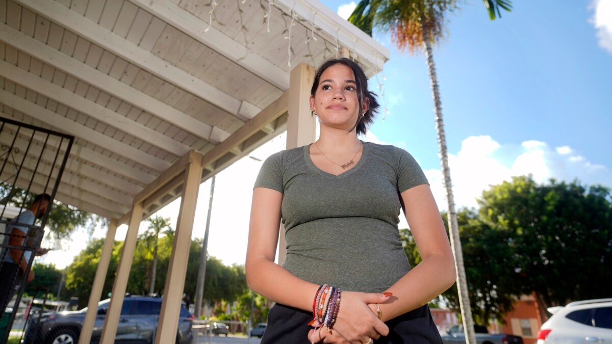 Teen Interest in Long-Lasting Birth Control Rises after Roe v. Wade Overturn - Vimarsana News