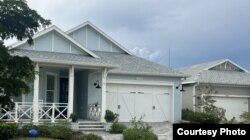 The homes at Babcock Ranch, Fla., were designed to withstand hurricane-force winds. They sustained practically no damage during Hurricane Ian on Sept. 28, which brought winds over 160 km per hour. On the far right, a few shingles were torn off the roof of a garage. (Photo courtesy of Babcock Ranch)