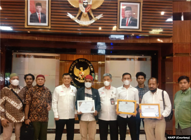 Pertemuan pegiat Honai Antikorupsi Papua dengan pejabat Kemenkopolhukam di Jakarta. (Foto: HAKP)