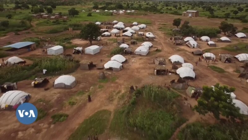 Burkina Faso: visite guidée dans un camp de déplacés à Korsimoro