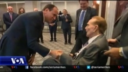 Presidenti i Shqipërisë nderon Senatorin Bob Dole