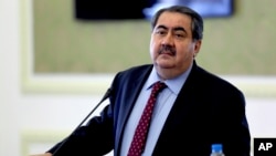 هوشیار زیباری، وزیر اقتصاد عراق، که روز چهارشنبه به دنبال رأی عدم اعتماد مجلس از سمت خود برکنار شد.