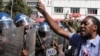Zimbabwe: forte présence policière dans les rues après un appel à la contestation