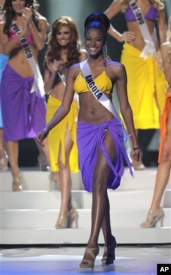 Angolana Leila Lopes é Miss Universo 2011 (c/ fotos)