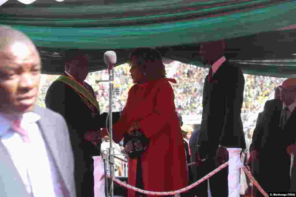 Bona, umukobwa w'uwahoze aramutswa Zimbabwe Robert Mugabe ariko akeza Mnangagwa 