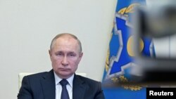 На фото: Президент Росії Володимир Путін на засіданні ОДКБ, 10 січня 2022
