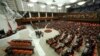 MPLA e Governo tiram "cadeira vazia" à oposição