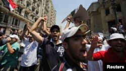 Người ủng hộ Tổng thống Ai Cập bị lật đổ Mohamed Morsi xuống đường biểu tình tại trung tâm thành phố Cairo.