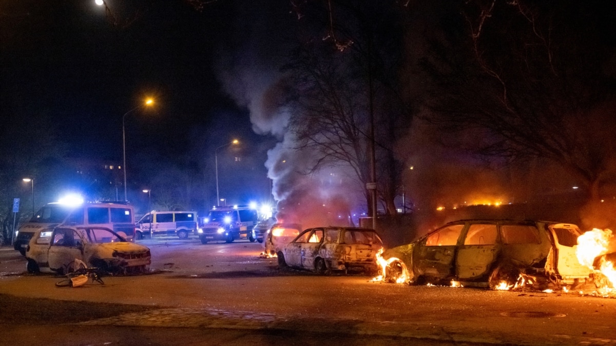 В Швеции вспыхнули беспорядки после нового сожжения Корана