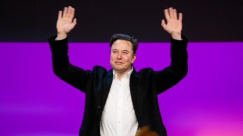 Musk Says SpaceX Will Keep Funding Starlink for Ukraine