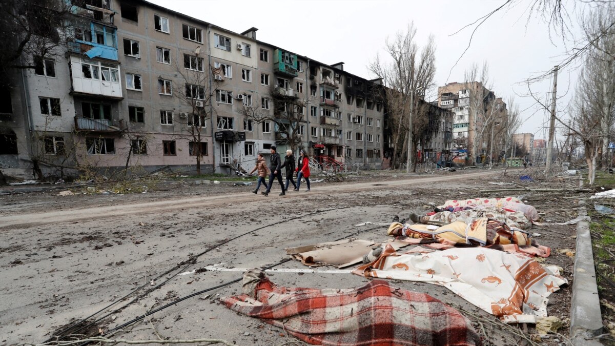 В Мариуполе обнаружено еще около 200 тел