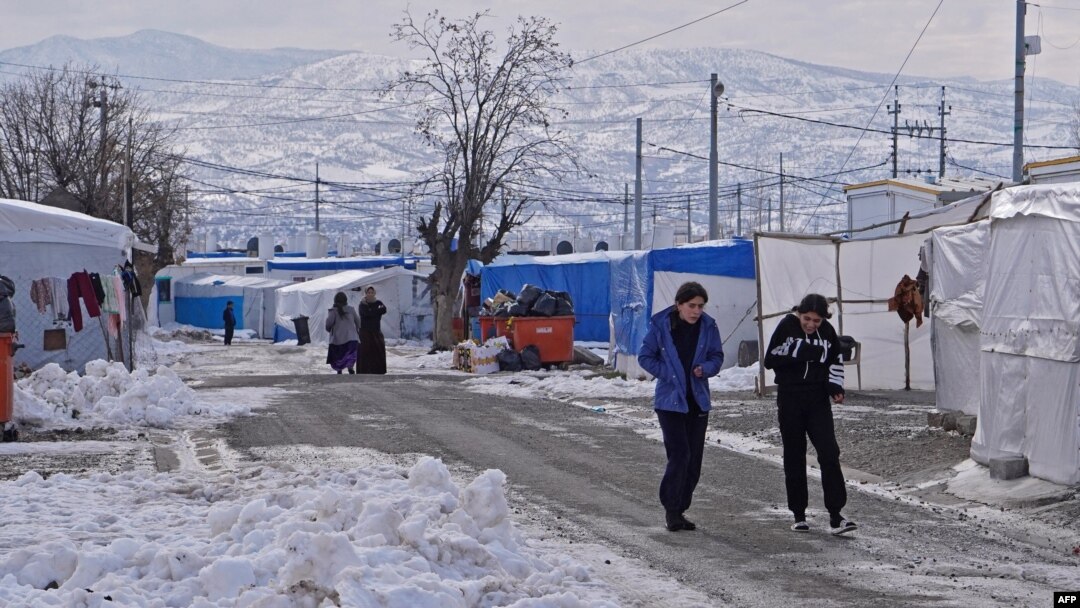 Kamp penampungan pengungsi bagi wargaYazidi di daerah Dawudya, sekitar 60 kilometer utara Dohuk di wilayah otonomi Kurdi Irak, 25 Januari 2022. (Foto: Ismael ADNAN / AFP) 