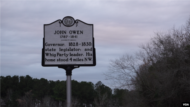 Majikan Omar yang kedua, James Owen, adalah kakak gubernur North Carolina, John Owen. Omar mengaku diperlakukan dengan baik oleh keluarga Owen. (credit: VOA)