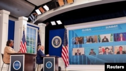 美國總統拜登在白宮參加全球新冠病毒峰會（2021年9月22日）