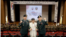 2025년 6월 25일 화랑 무공 훈장을 받은 배동윤 씨가 특전장교들과 기념 사진을 찍고 있다, (한국 국방부 제공)