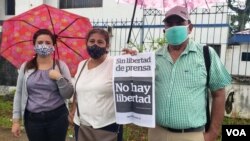 Colegas de la periodista nicaragüense Kalúa Salazar sostienen que ha sido hostigada por el gobierno de Daniel Ortega en su labor como comunicadora. [Cortesía].
