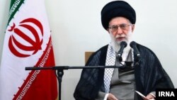 سخنان رهبر جمهوری اسلامی در حالیست که اعلام راه اندازی گشت نامحسوس امنیت اخلاقی از سوی پلیس در اواخر فروردین ماه، بحث برانگیز شد.
