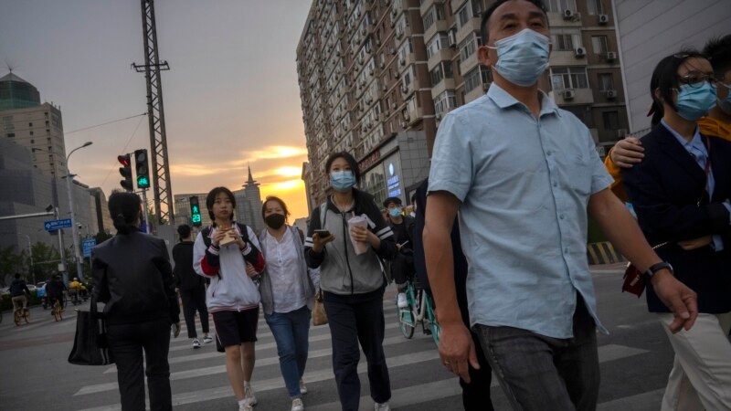 Shanghai Permits 4 Million Out of Homes as COVID Rules Ease